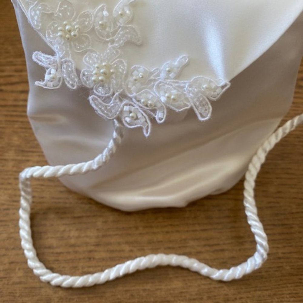 Bridal money bag